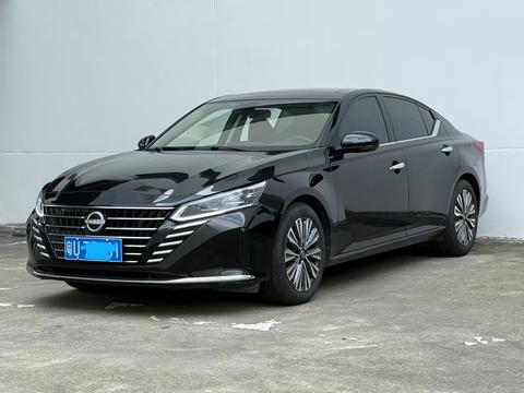 Nissan Teana 2022