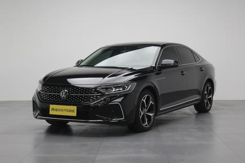 Volkswagen Passat 2024
