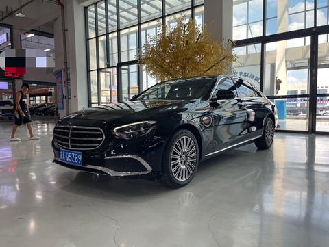 Mercedes-Benz E-Class 2022