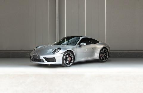 Porsche 911 2023