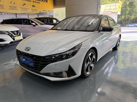 Hyundai Elantra 2022