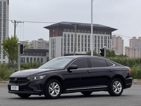 Volkswagen Passat 2023