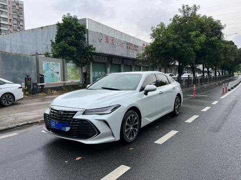Toyota Avalon 2022