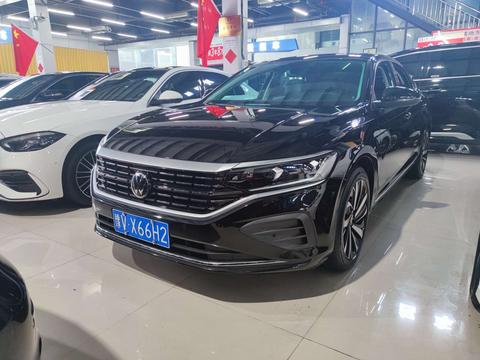 Volkswagen Passat 2024