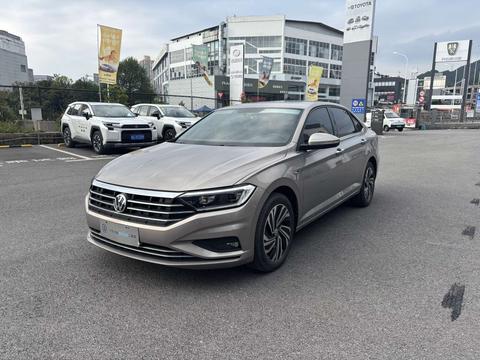 Volkswagen Sagitar 2022