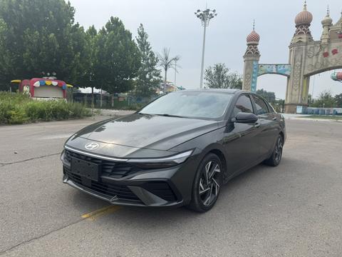 Hyundai Elantra 2023