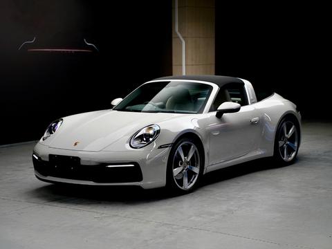 Porsche 911 2023