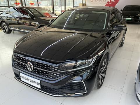 Volkswagen Passat 2022