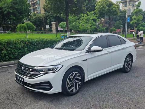 Volkswagen Sagitar 2023