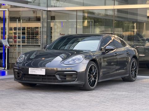 Porsche Panamera 2023