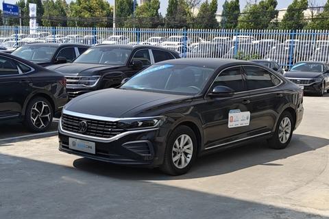 Volkswagen Passat 2025