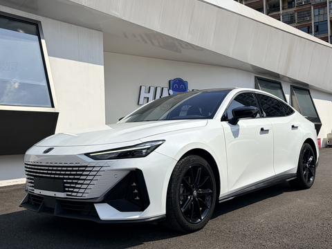 Changan UNI-V 2023