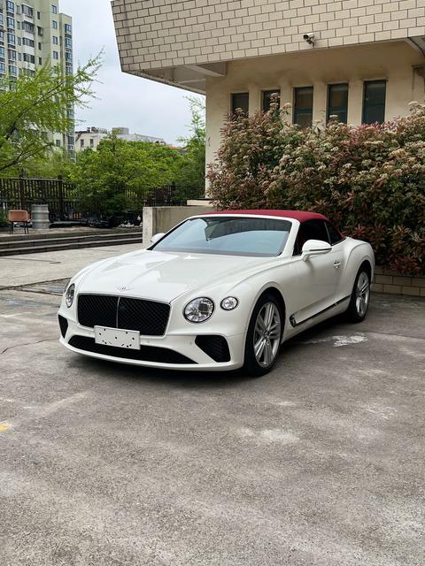 Bentley Continental GT 2024