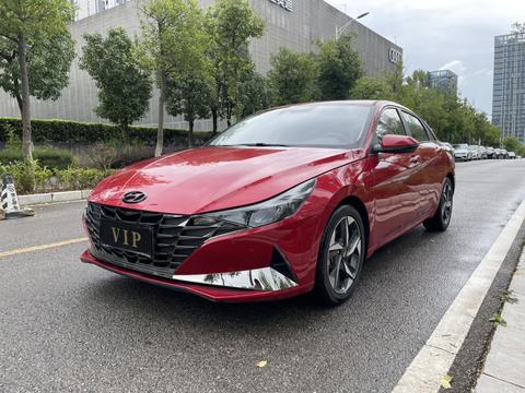 Hyundai Elantra 2022