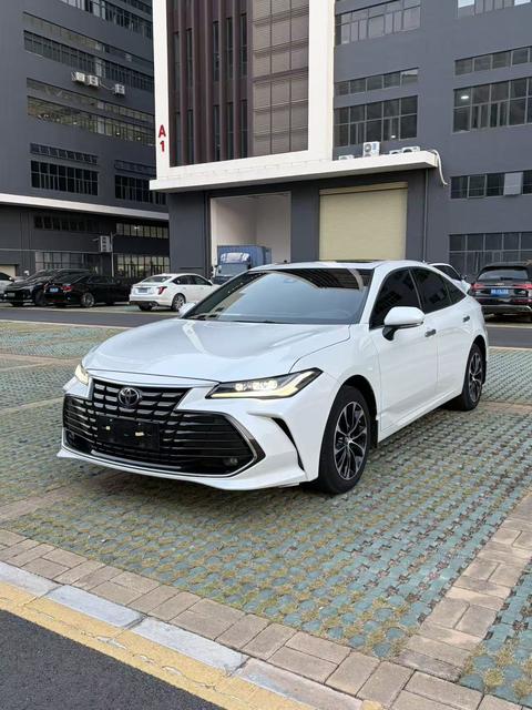 Toyota Avalon 2022