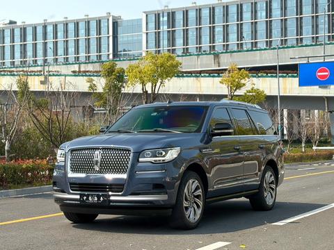 Lincoln Navigator 2022
