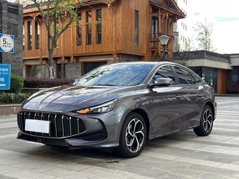 MG 5 2025