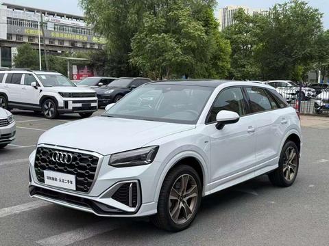 Audi Q2L 2024