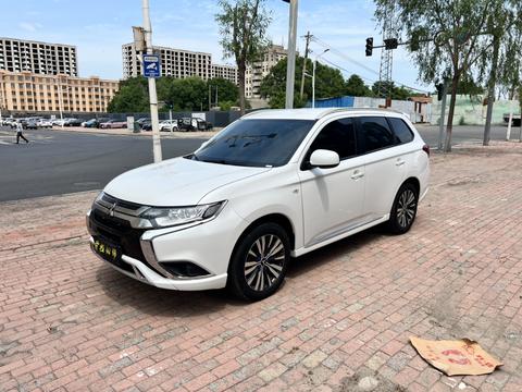 Mitsubishi Outlander 2021