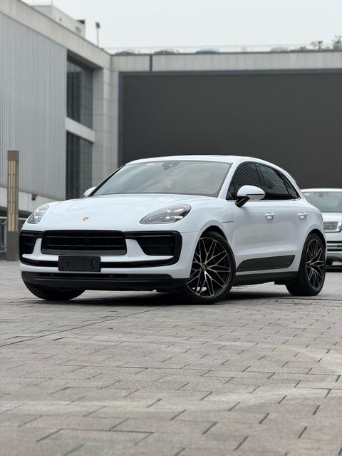 Porsche Macan 2022