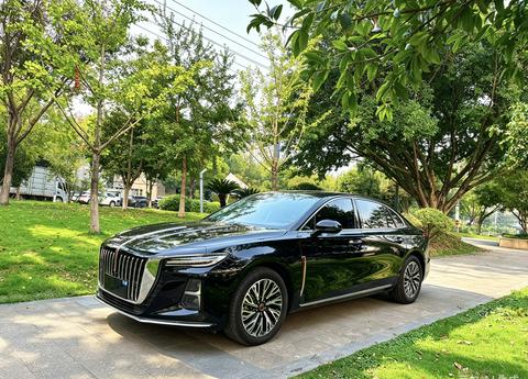 Hongqi H5 2025