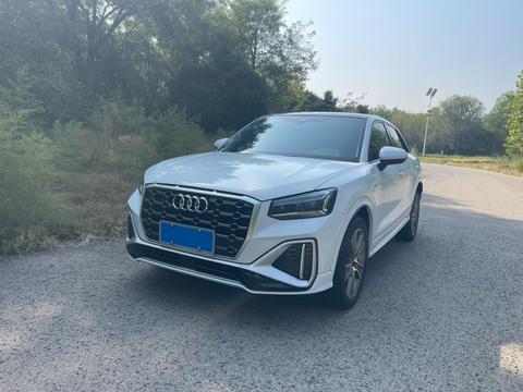 Audi Q2L 2022