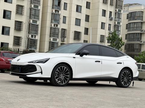 MG 7 2025