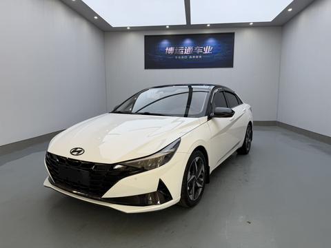 Hyundai Elantra 2022