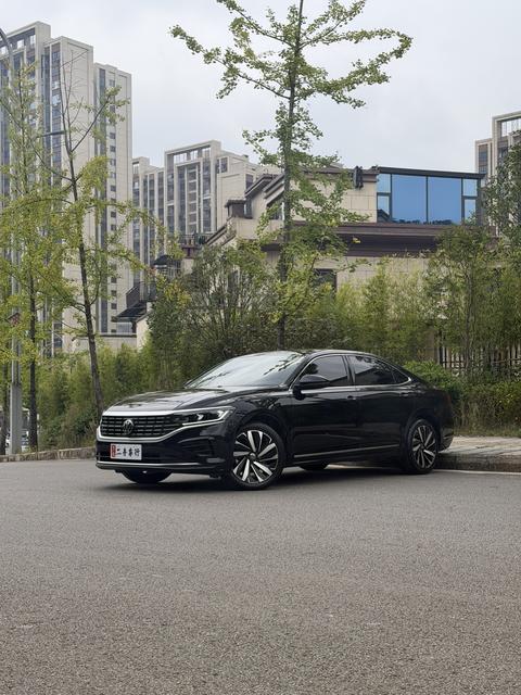 Volkswagen Passat 2022