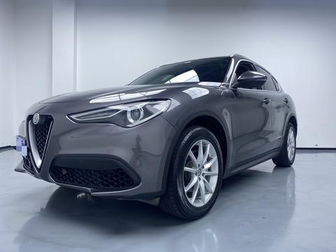 Alfa Romeo Stelvio 2021