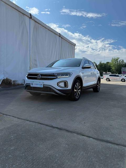 Volkswagen T-Roc 2023