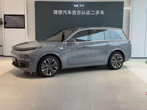 Li Auto L8 2025