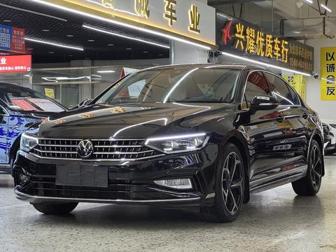 Volkswagen Magotan 2025