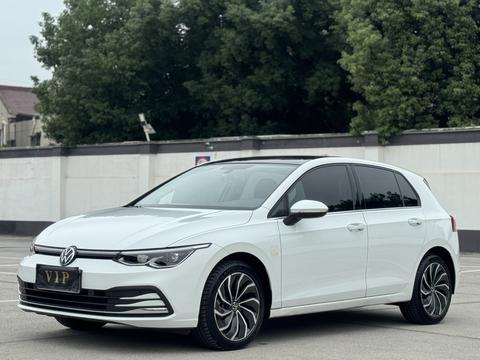 Volkswagen Golf 2021