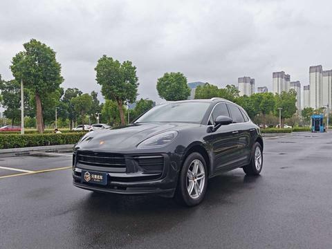 Porsche Macan 2022