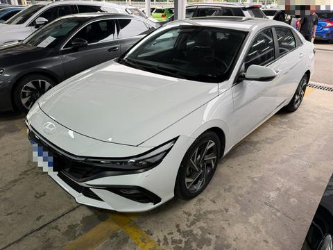 Hyundai Elantra 2023