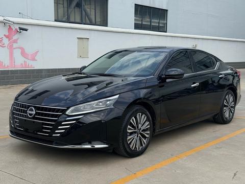Nissan Teana 2022