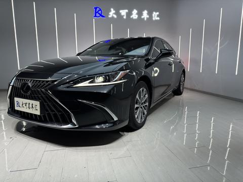 Lexus ES 2021