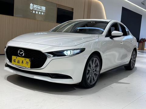 Mazda 3 Axela 2023