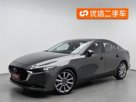 Mazda 3 Axela 2022