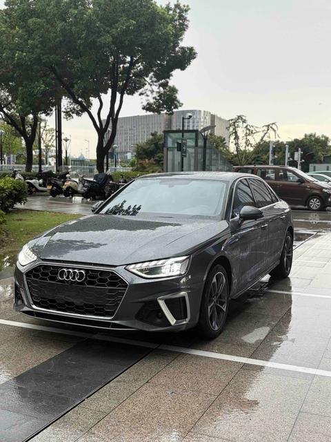 Audi A4L 2024
