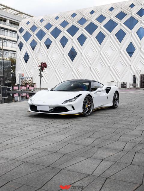 Ferrari F8 Tributo 2019