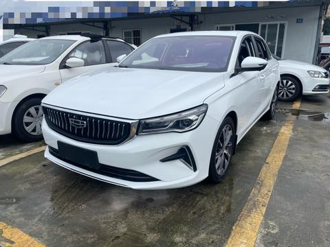 Geely Emgrand 2022