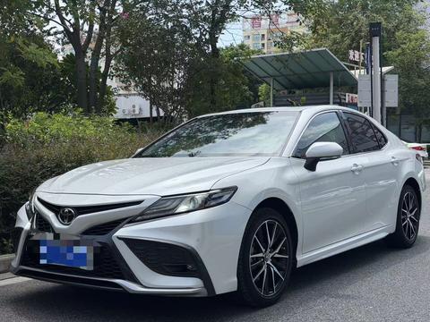 Toyota Camry 2023