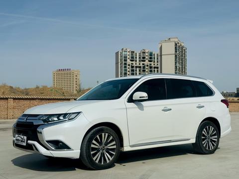 Mitsubishi Outlander 2021