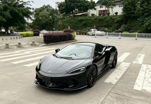 McLaren GT 2019