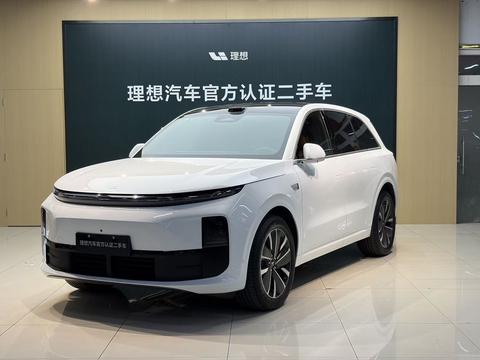Li Auto L6 2025