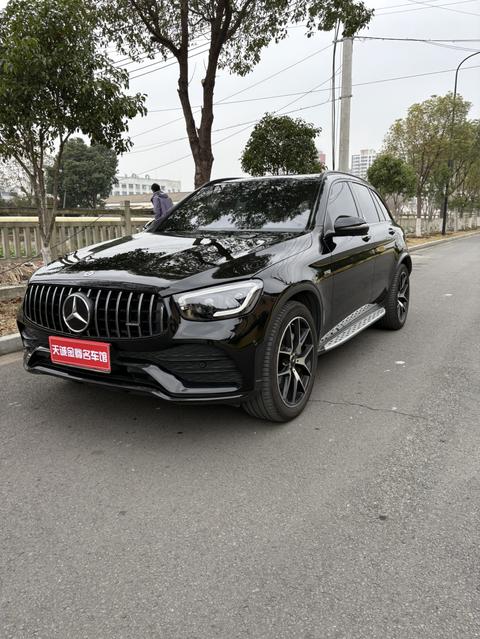 Mercedes-Benz GLC AMG 2022