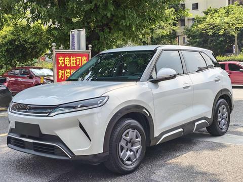 BYD Yuan UP 2025