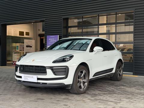 Porsche Macan 2025